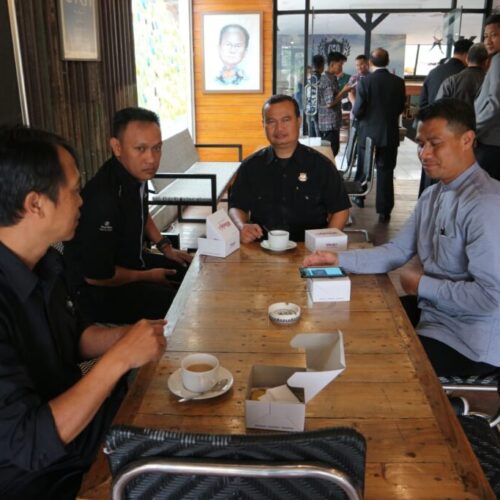 3b9175d8-4baa-4a41-bdde-4f918efc5aae 3b9175d8-4baa-4a41-bdde-4f918efc5aae