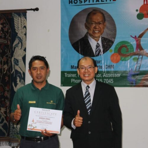 b2c954bc-da9a-4bf9-9db9-62c10fc1e559 b2c954bc-da9a-4bf9-9db9-62c10fc1e559