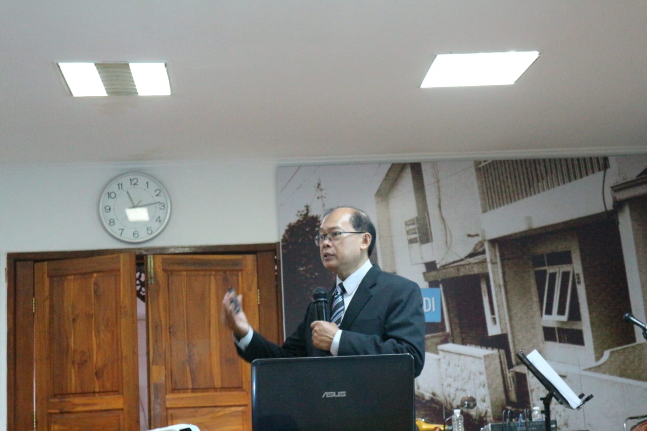 Customer Service Excellence & Handling Complaint